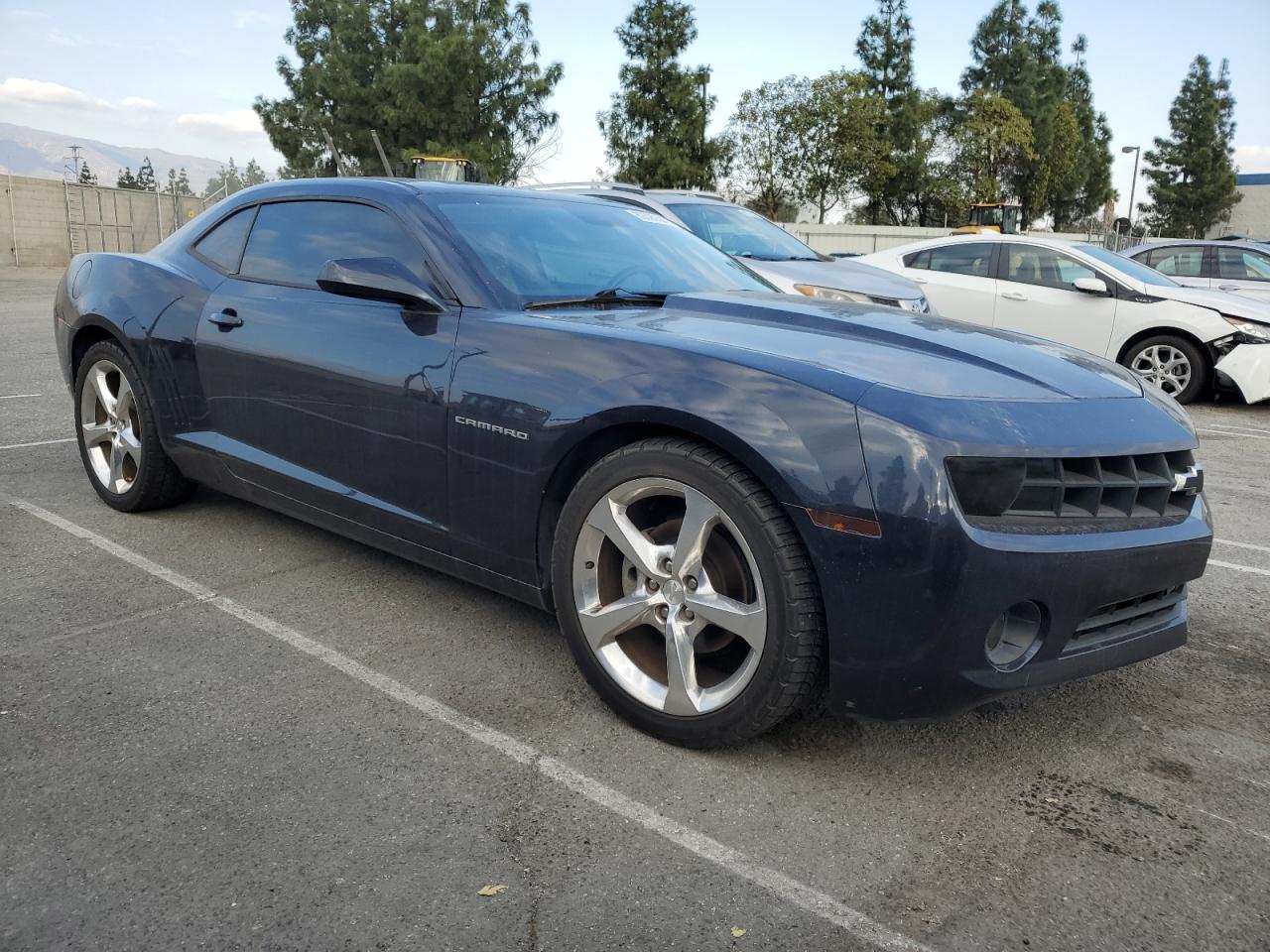 2013 Chevrolet Camaro VIN 2G1FB1E36D9141558 Copart auction photo, normal wear damage thumbnail 4