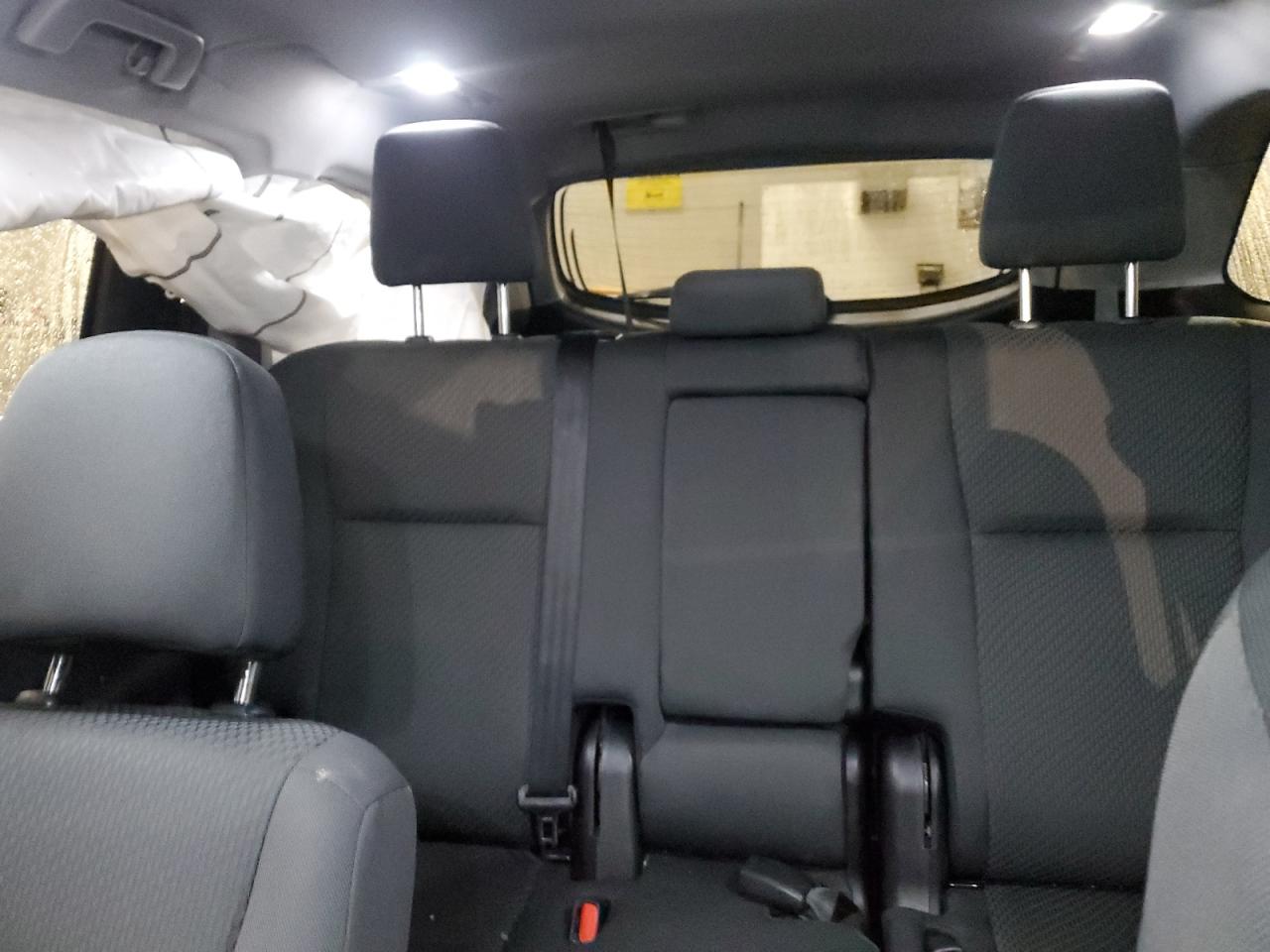 2019 Toyota Highlander VIN 5TDBZRFH9KS744003 Copart auction photo, side damage thumbnail 10