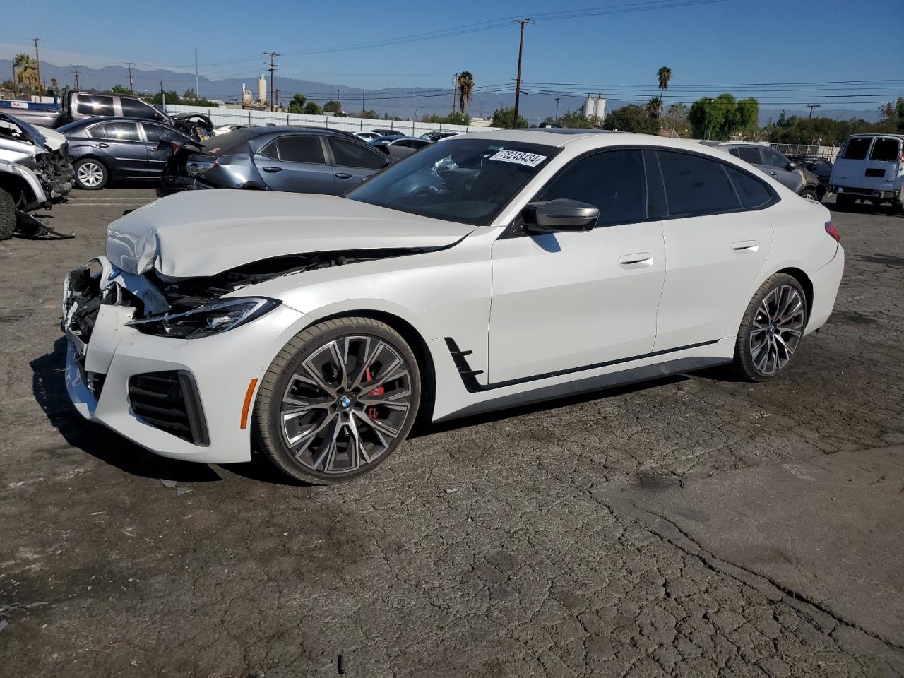 2022 BMW 4er VIN WBA13AW05NFN16803
