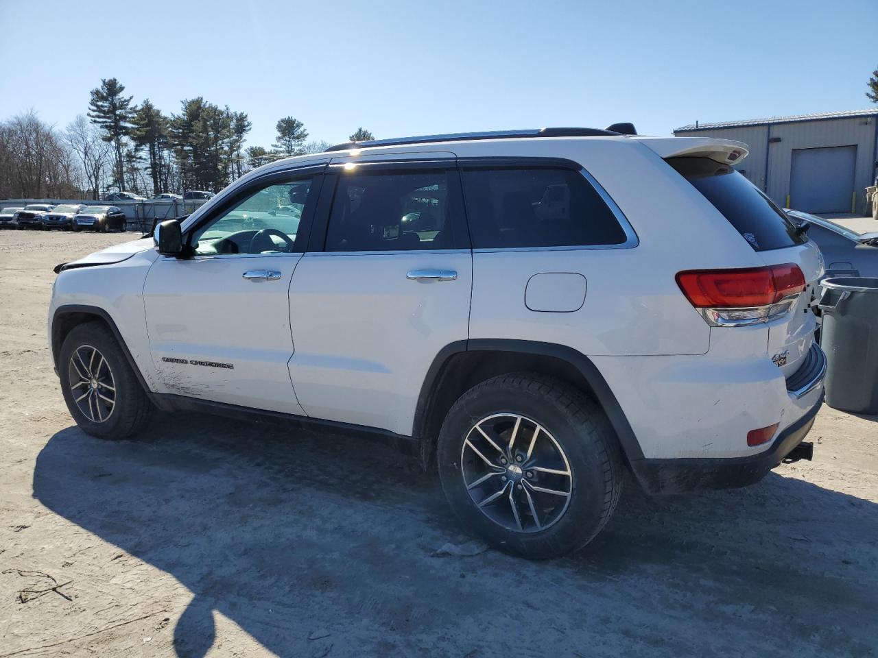 2017 Jeep Grand Cherokee VIN 1C4RJFBG4HC914439 Copart auction photo, front end damage thumbnail 2