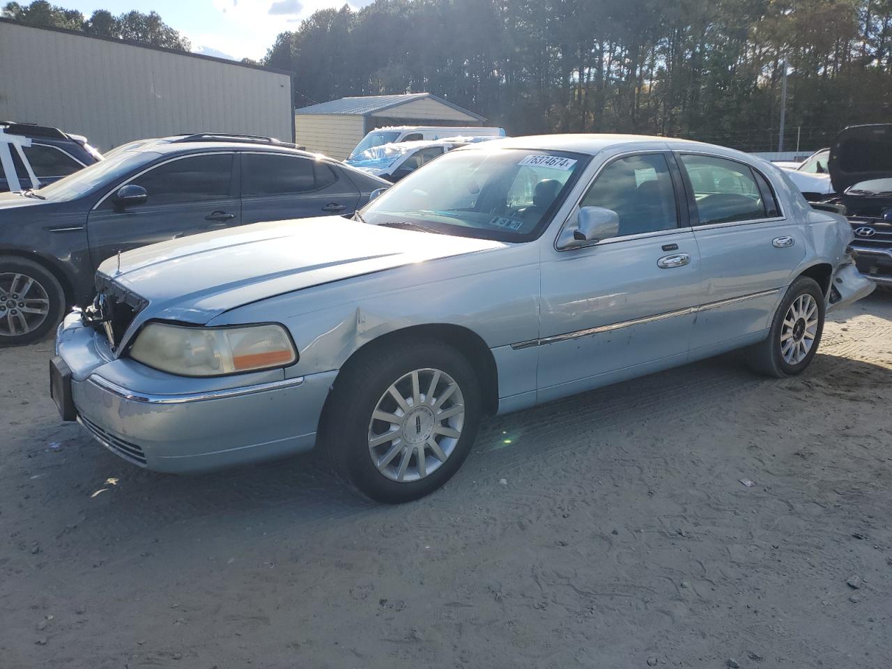 2006 Lincoln Town Car VIN 1LNHM81V66Y631566