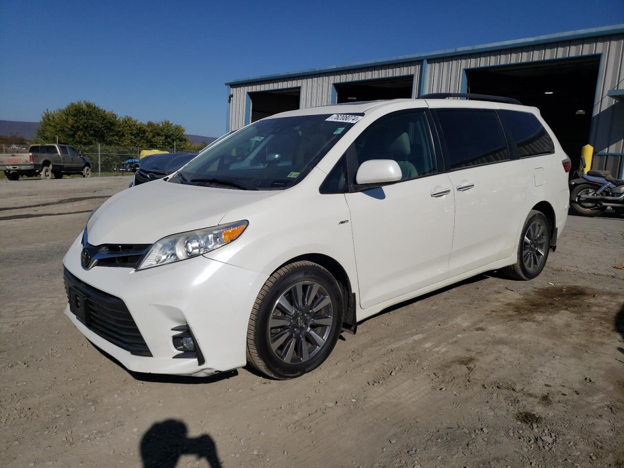 2018 Toyota Sienna VIN 5TDDZ3DCXJS208141