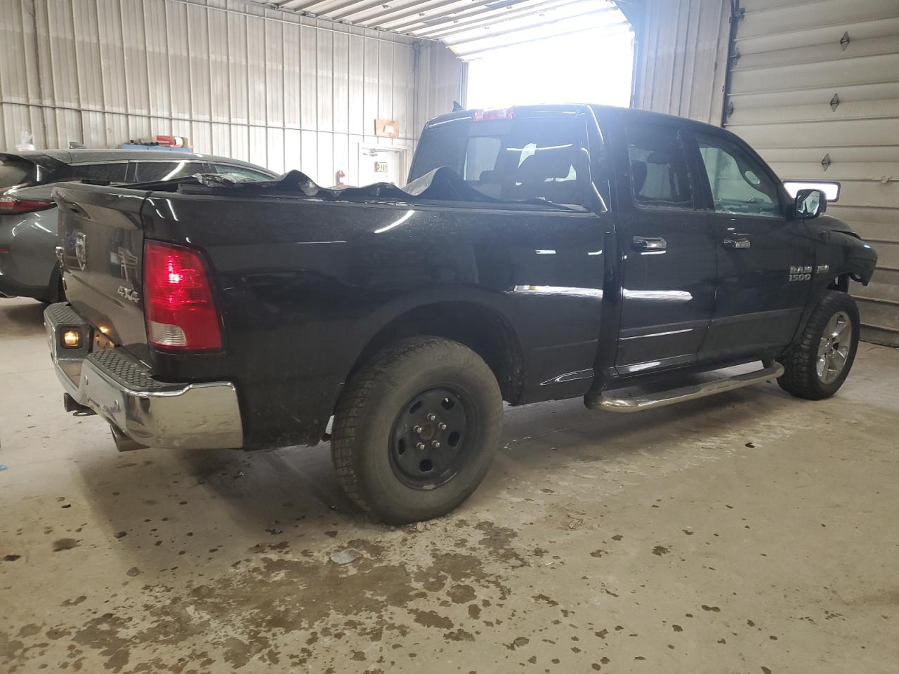 2018 RAM 1500 VIN 1C6RR7GT1JS348540 Copart auction photo, front end damage thumbnail 3