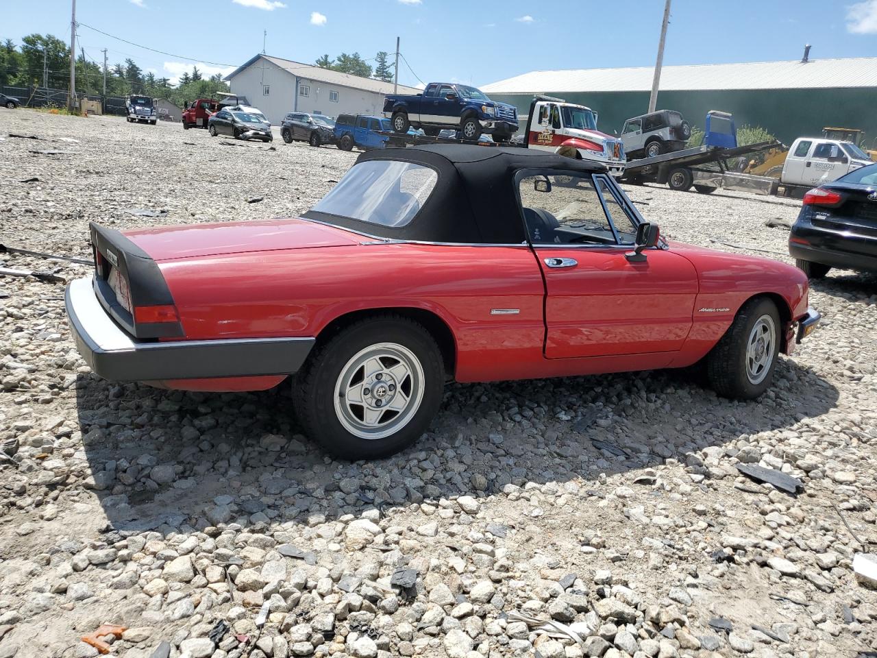 1986 Alfa Romeo Giulia VIN ZARBA5417G1036669 Copart auction photo, front end / minor dent/scratches damage thumbnail 3