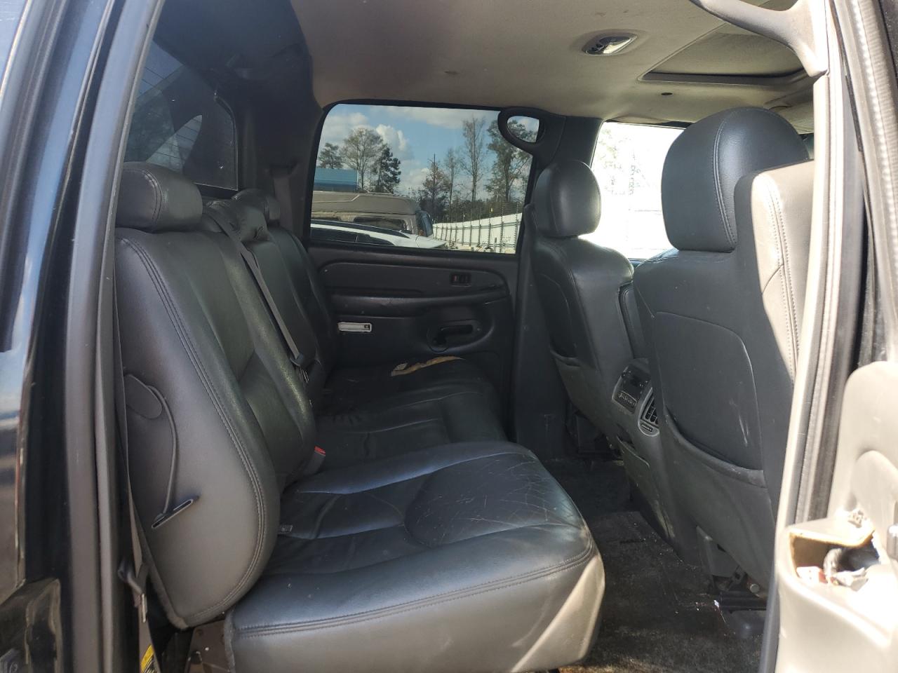 2003 Chevrolet Avalanche VIN 3GNGK23GX3G142019 Copart auction photo, front end / minor dent/scratches damage thumbnail 10