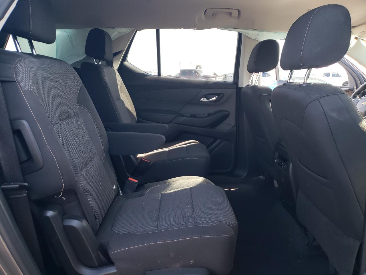 2020 Chevrolet Traverse VIN 1GNERGKW3LJ184720 Copart auction photo, front end / minor dent/scratches damage thumbnail 11