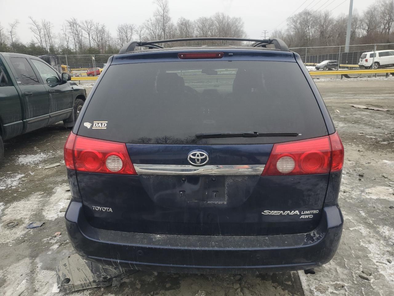 2006 Toyota Sienna VIN 5TDBA22C16S066068 Copart auction photo, front end damage thumbnail 6