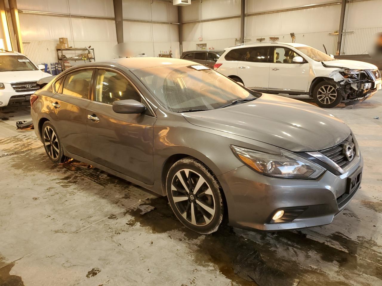 2018 Nissan Altima VIN 1N4AL3AP1JC116130 Copart auction photo, rear end / front end damage thumbnail 4