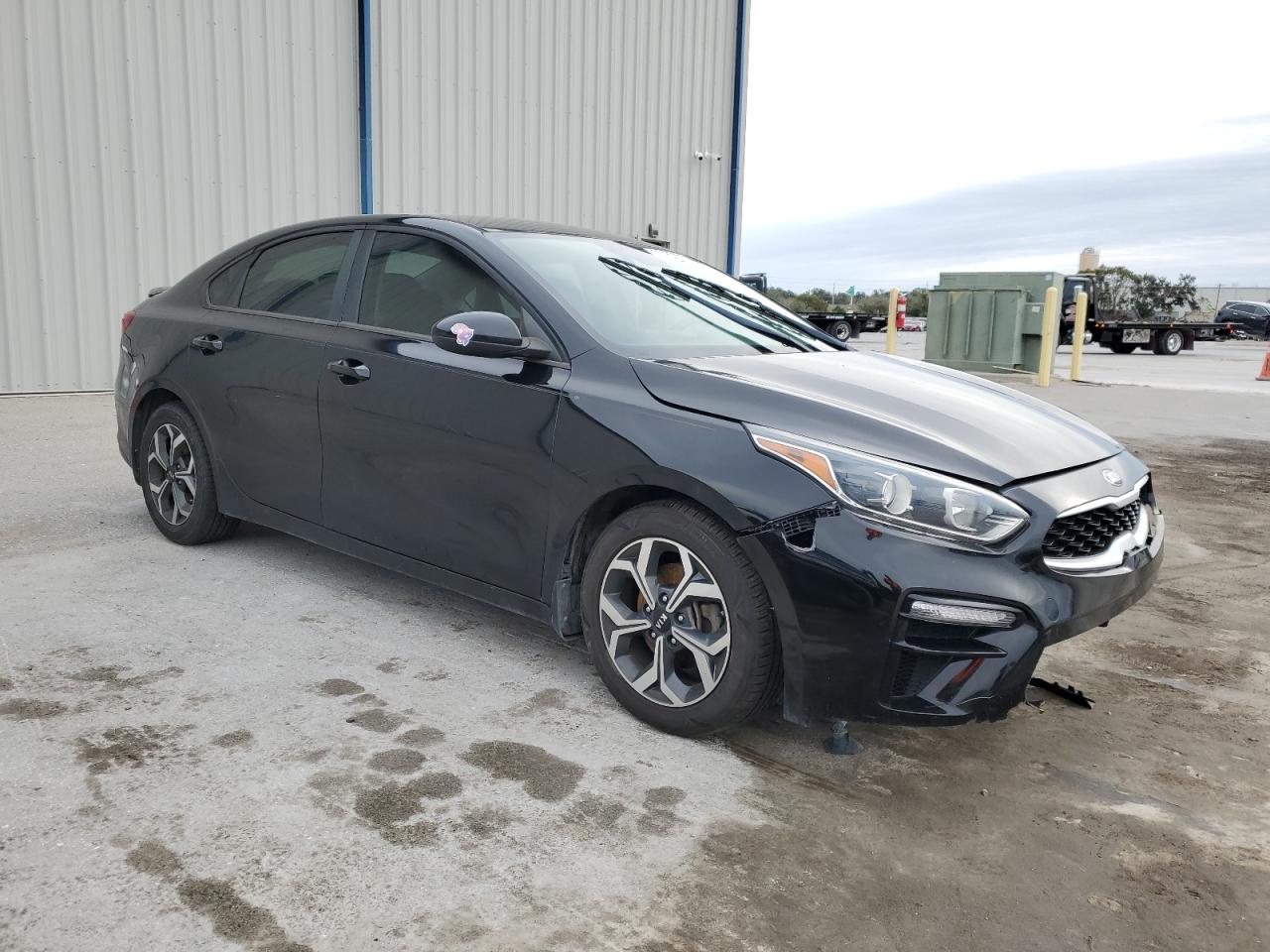 2019 KIA Forte VIN 3KPF24AD7KE040227 Copart auction photo, front end / side damage thumbnail 4