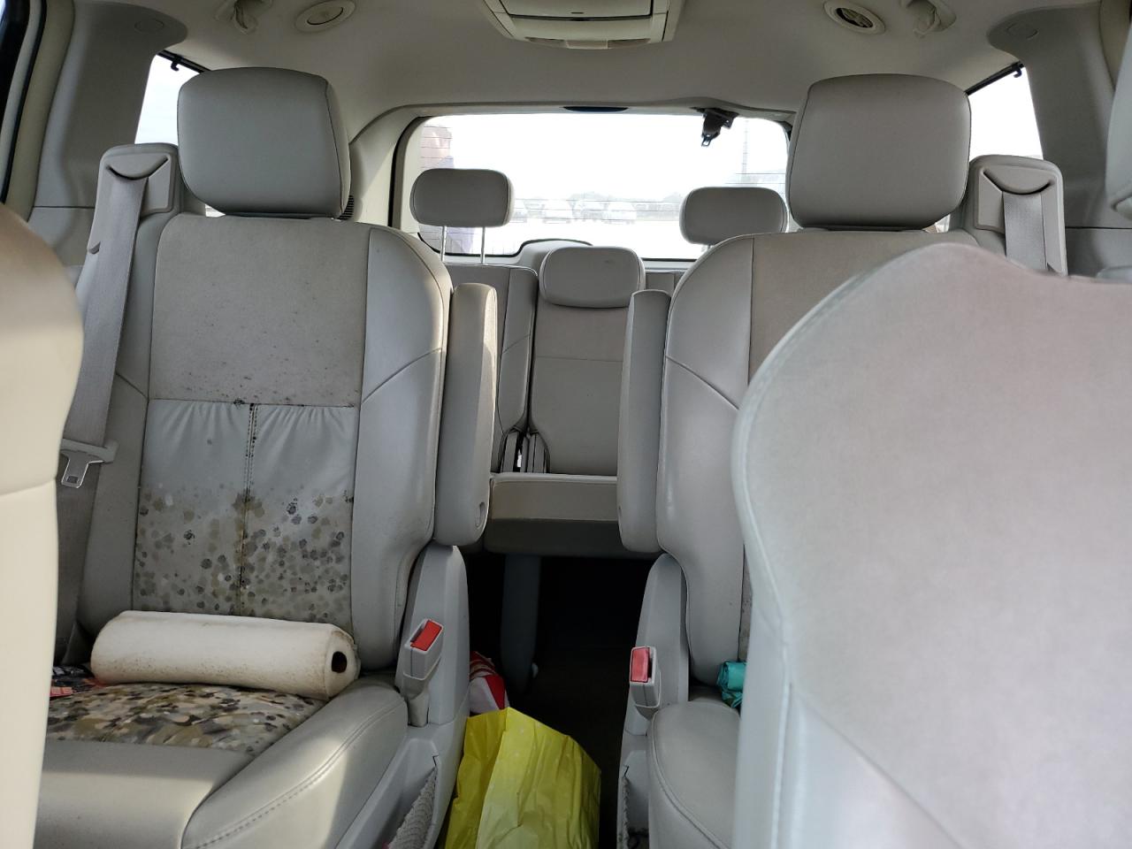 2008 Chrysler Town & Country VIN 2A8HR64X18R800349 Copart auction photo, water/flood damage thumbnail 10