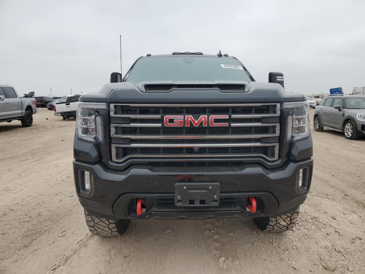 2022 GMC Sierra VIN 1GT49PEY4NF323843 Copart auction photo, vandalism damage thumbnail 5