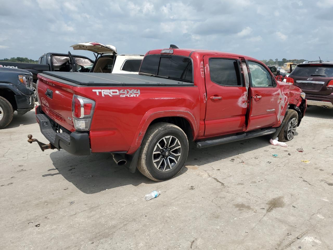 2021 Toyota Tacoma VIN 3TMCZ5AN9MM429523 Copart auction photo, front end / side damage thumbnail 3