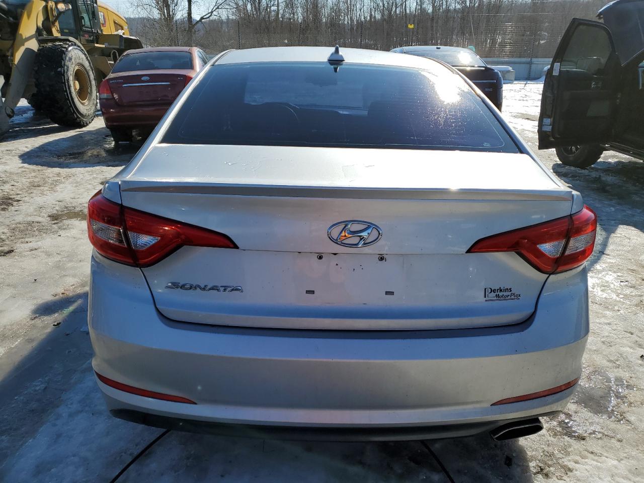 2016 Hyundai Sonata VIN 5NPE24AF0GH323844 Copart auction photo, vandalism / front end damage thumbnail 6