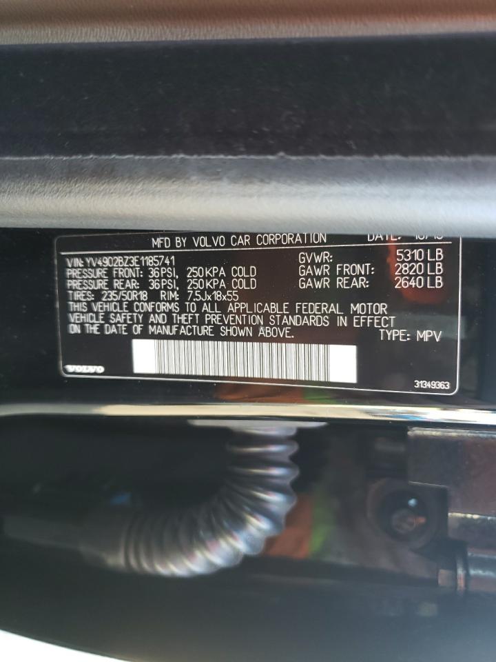 2014 Volvo XC70 VIN YV4902BZ3E1185741 Copart auction photo, front end / minor dent/scratches damage thumbnail 14