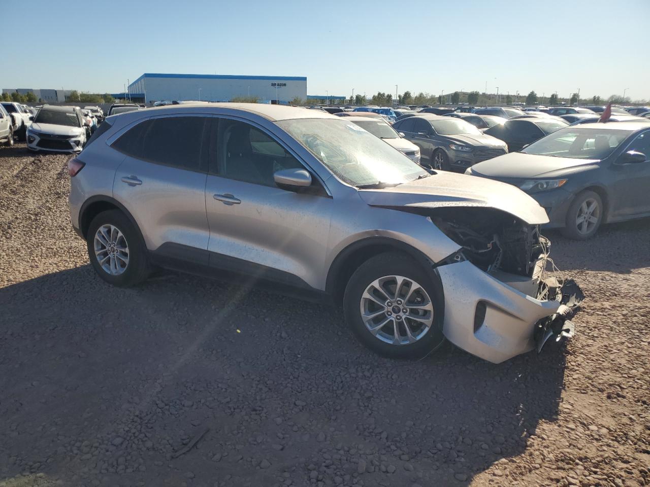 2020 Ford Escape VIN 1FMCU0G64LUA82383 Copart auction photo, front end damage thumbnail 4