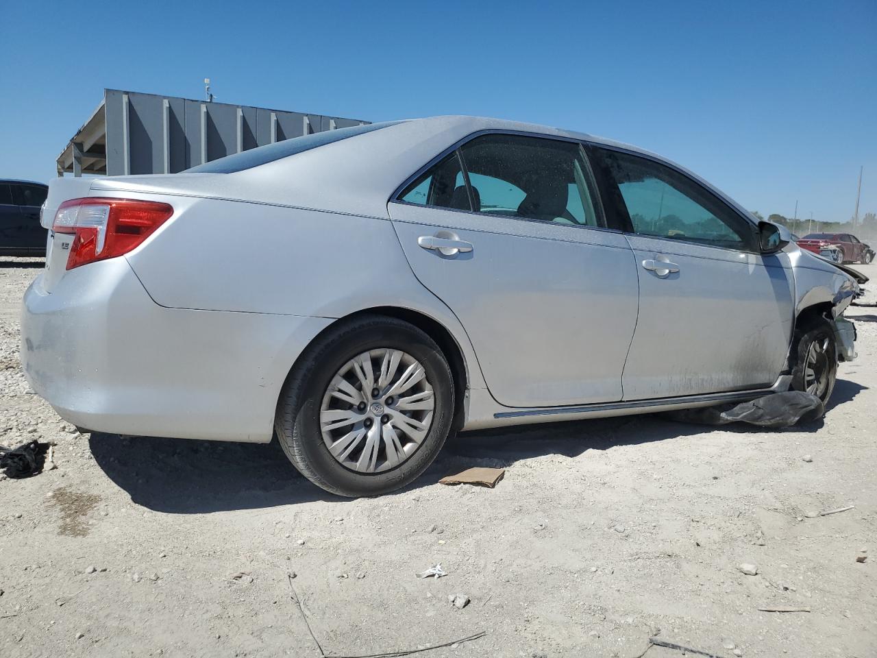 2012 Toyota Camry VIN 4T1BF1FK4CU057381 Copart auction photo, front end / minor dent/scratches damage thumbnail 3