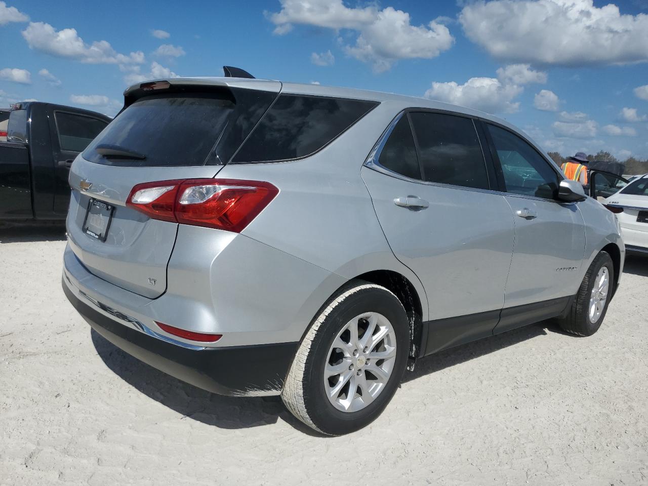 2020 Chevrolet Equinox VIN 3GNAXKEV9LS531914 Copart auction photo, water/flood damage thumbnail 3