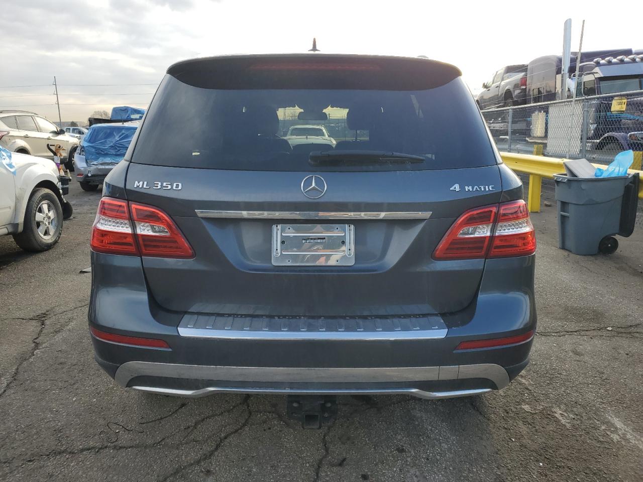 2012 Mercedes-Benz M-klasse VIN 4JGDA5HB8CA046879 Copart auction photo, front end damage thumbnail 6