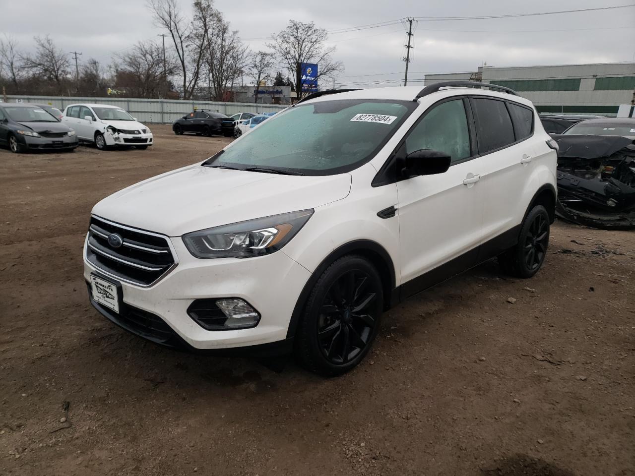 2017 Ford Escape VIN 1FMCU9GD6HUD16758