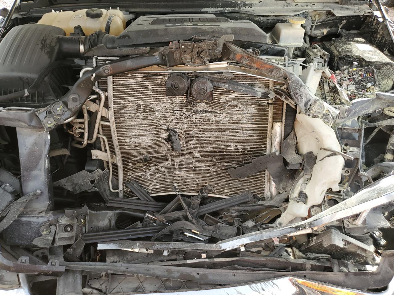 2020 RAM 1500 VIN 1C6SRFFM6LN201007 Copart auction photo, front end damage thumbnail 11