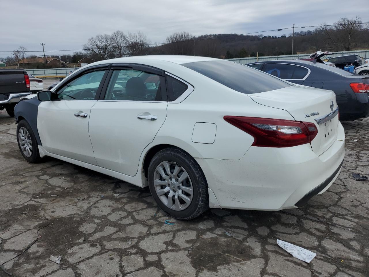 2018 Nissan Altima VIN 1N4AL3AP2JC171105 Copart auction photo, all over damage thumbnail 2
