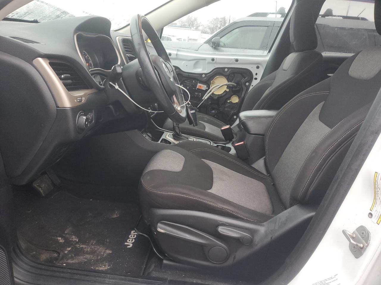 2014 Jeep Grand Cherokee VIN 1C4PJLCB4EW172398 Copart auction photo, front end / all over damage thumbnail 7