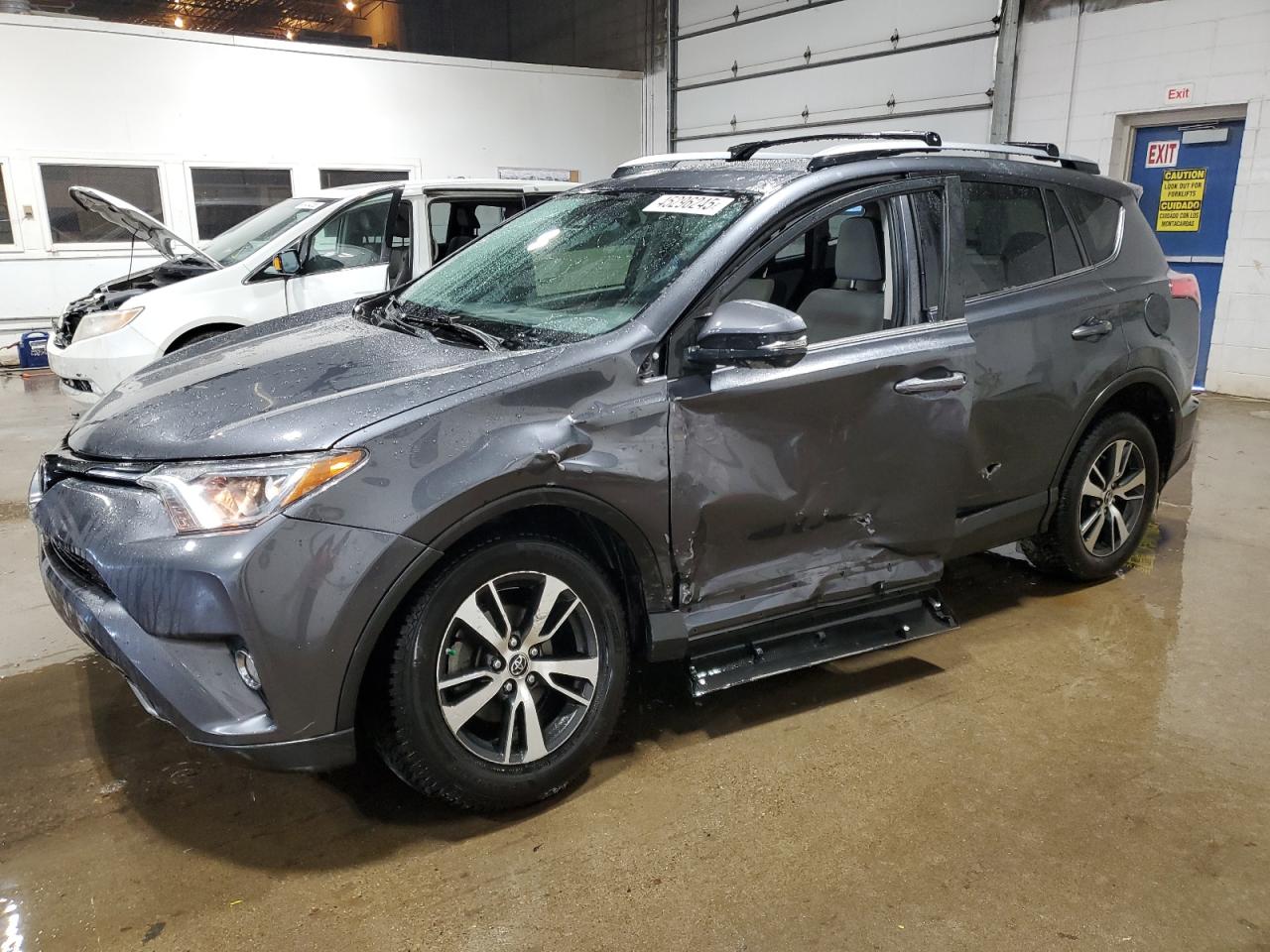 2017 Toyota RAV 4 VIN JTMWFREV3HD103810