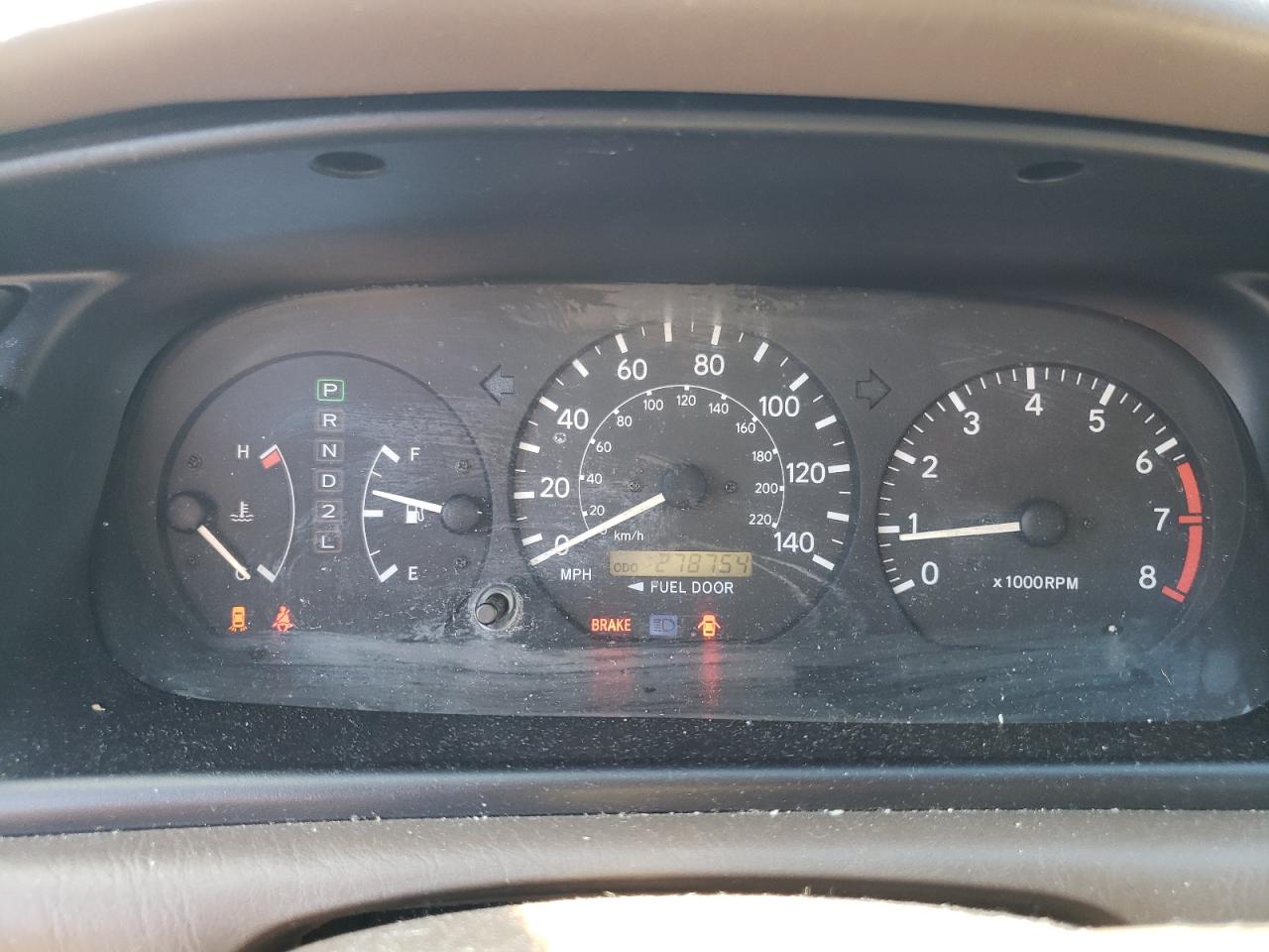 2000 Toyota Camry VIN 4T1BG22K7YU737419 Copart auction photo, front end damage thumbnail 9