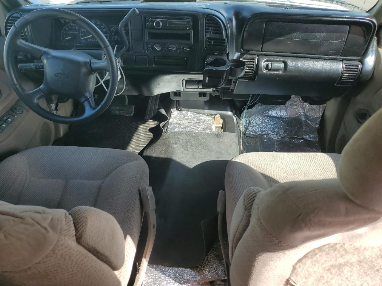 1999 Chevrolet Suburban VIN 3GNEC16R5XG213001 Copart auction photo, front end / side damage thumbnail 8