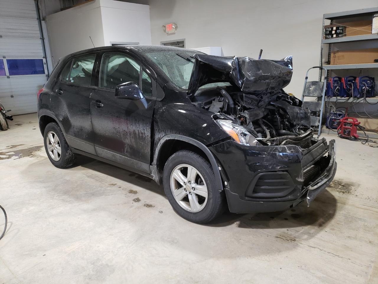 2017 Chevrolet Trax VIN 3GNCJNSB6HL206466 Copart auction photo, front end damage thumbnail 4
