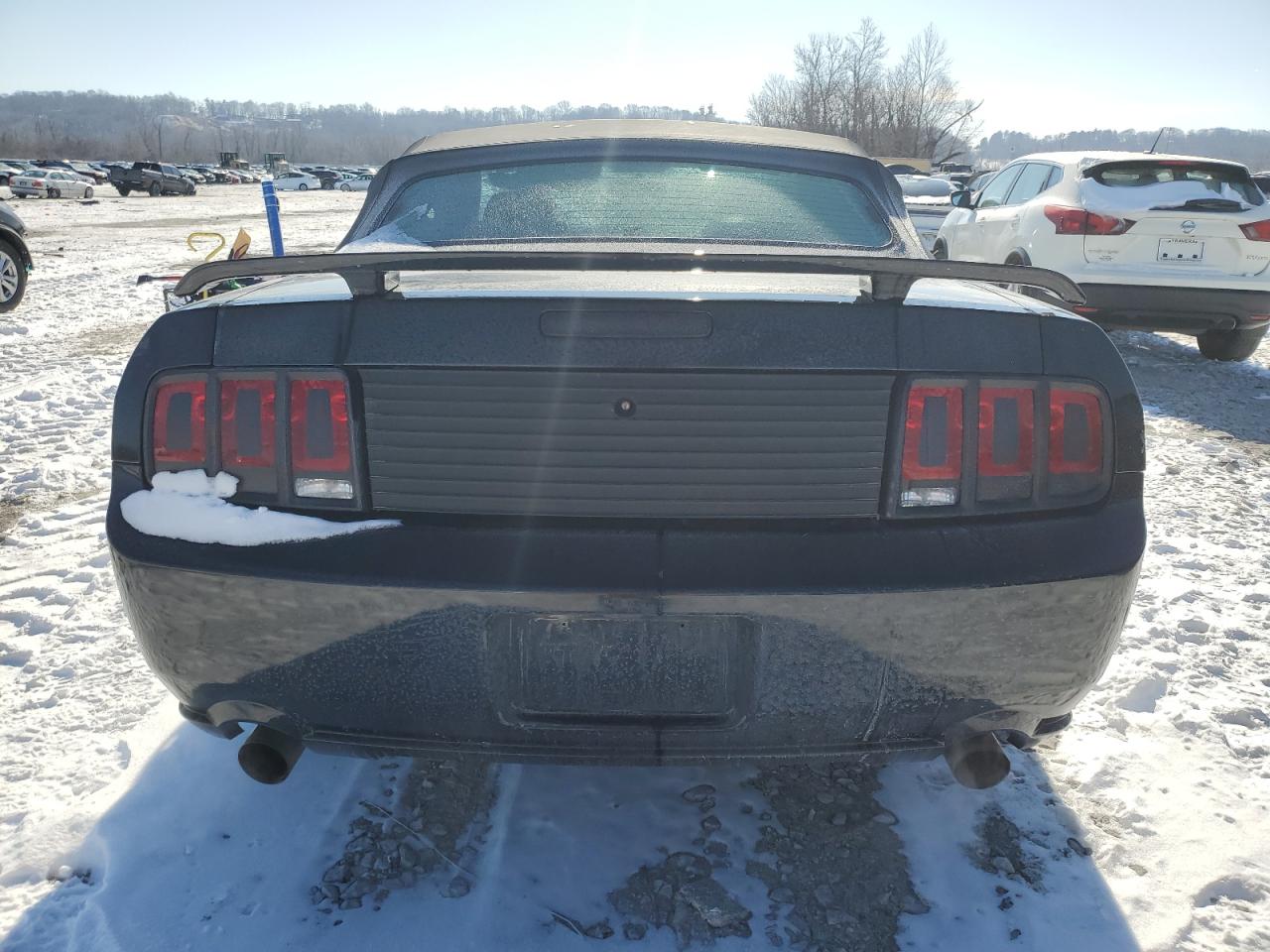 2005 Ford Mustang VIN 1ZVHT85H655199389 Copart auction photo, front end damage thumbnail 6