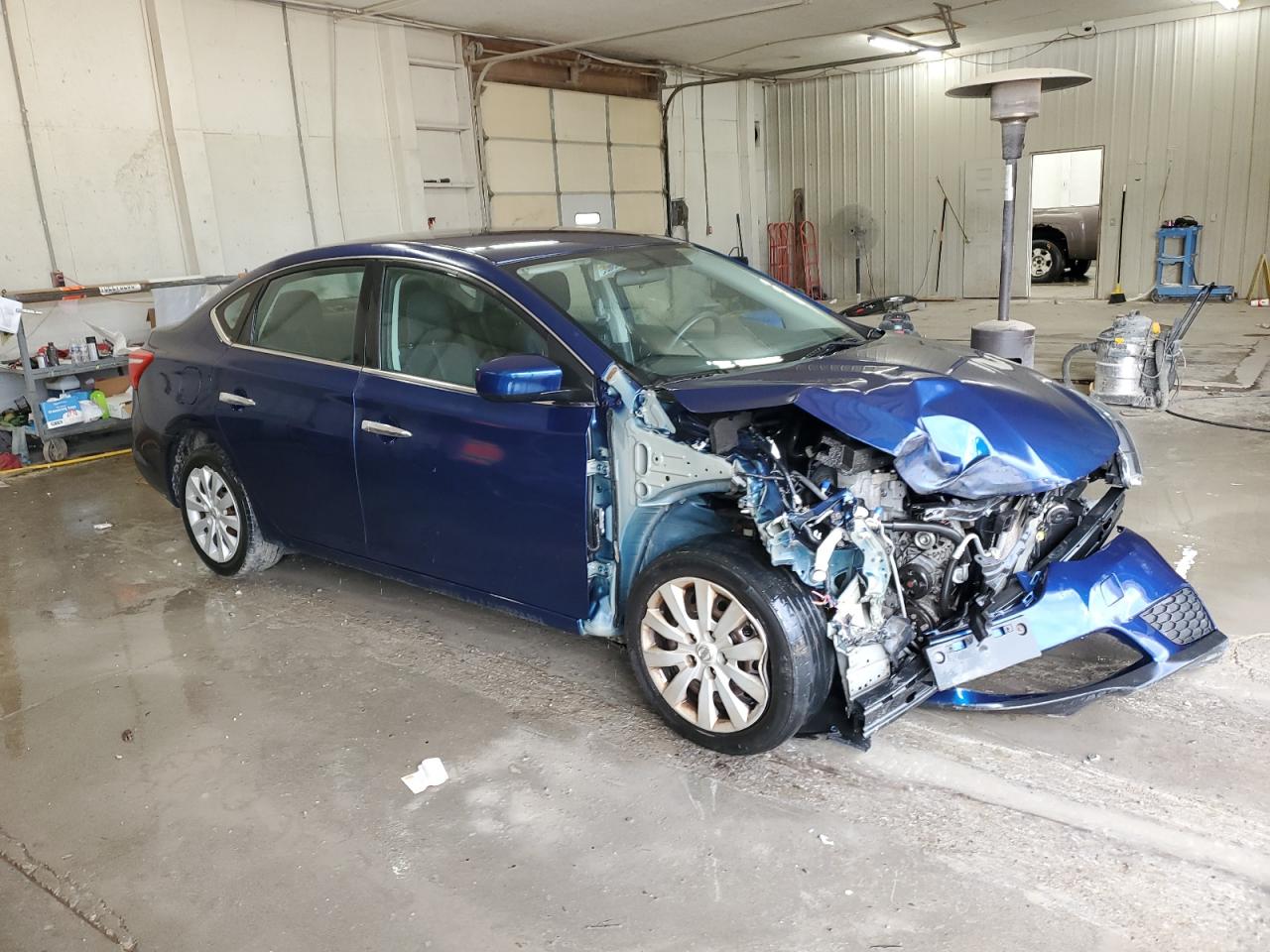 2017 Nissan Sentra VIN 3N1AB7AP0HY387561 Copart auction photo, front end / mechanical damage thumbnail 4