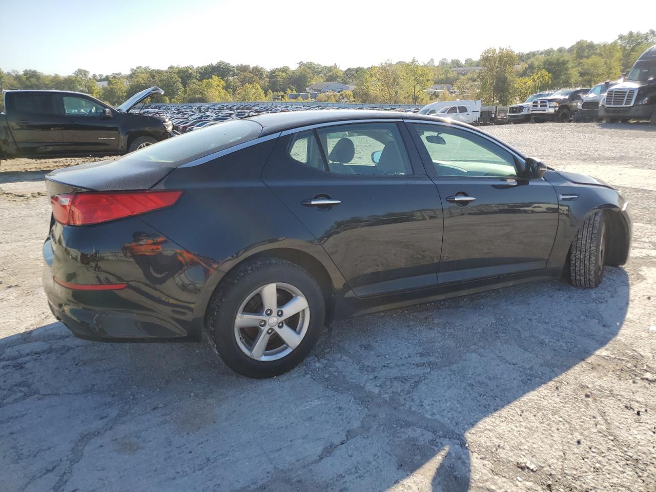 2015 KIA Optima VIN 5XXGM4A74FG436265 Copart auction photo, front end / top/roof damage thumbnail 3