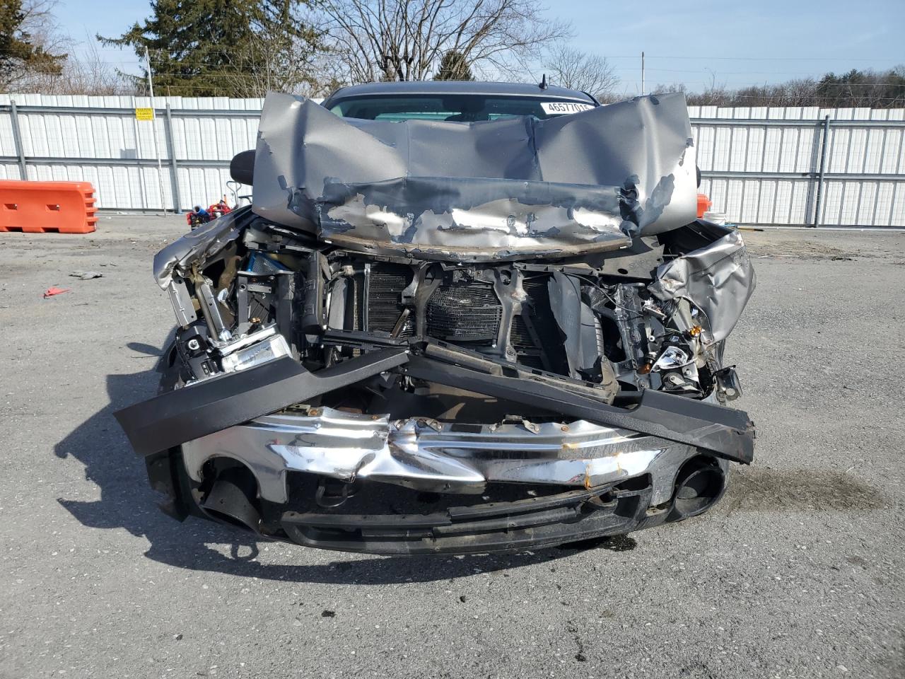 2009 GMC Sierra VIN 2GTEK133791117930 Copart auction photo, front end damage thumbnail 5