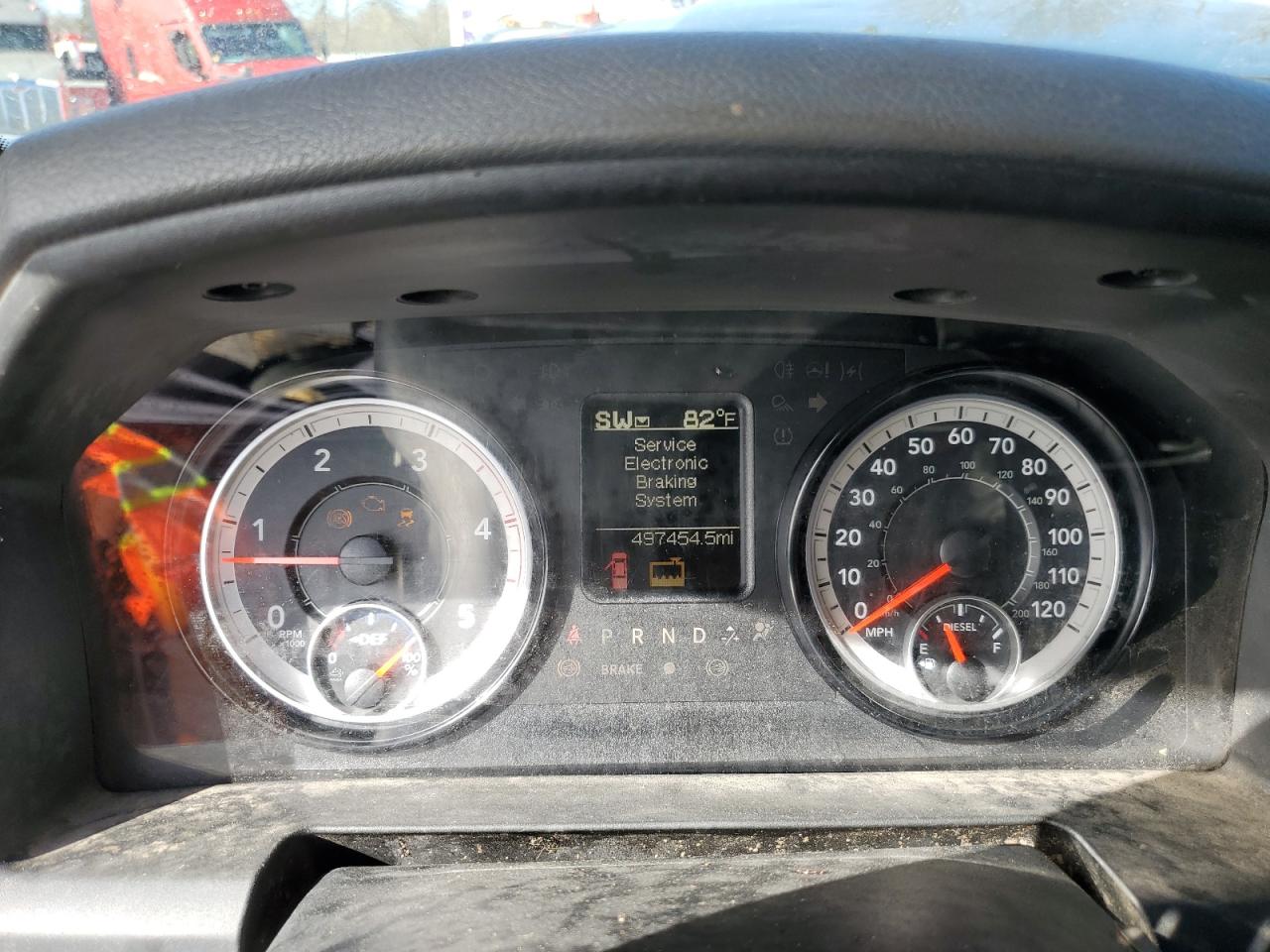 2018 RAM 3500 VIN 3C63RRHL1JG214764 Copart auction photo, undercarriage / hail damage thumbnail 9