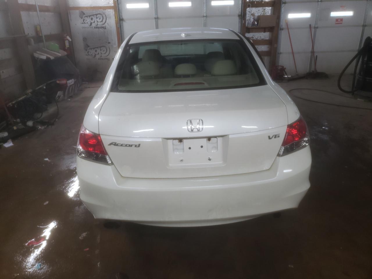 2008 Honda Accord VIN 1HGCP36878A083943 Copart auction photo, side damage thumbnail 6