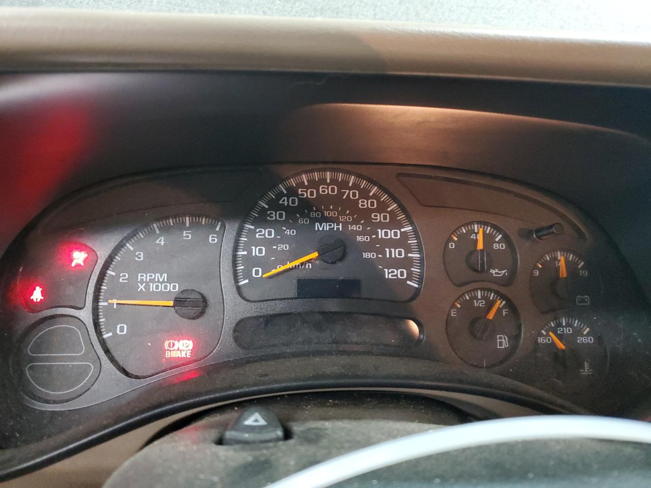 2005 GMC Sierra VIN 1GTEK19ZX5Z324082 Copart auction photo, front end / minor dent/scratches damage thumbnail 9