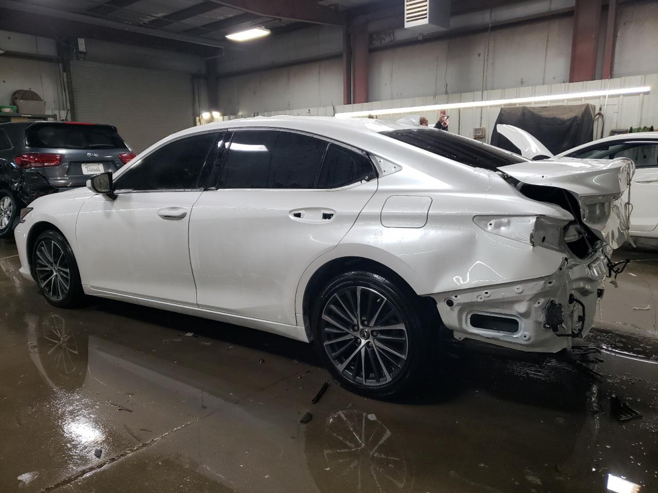 2022 Lexus ES VIN 58ADZ1B17NU121972 Copart auction photo, rear end / stripped damage thumbnail 2