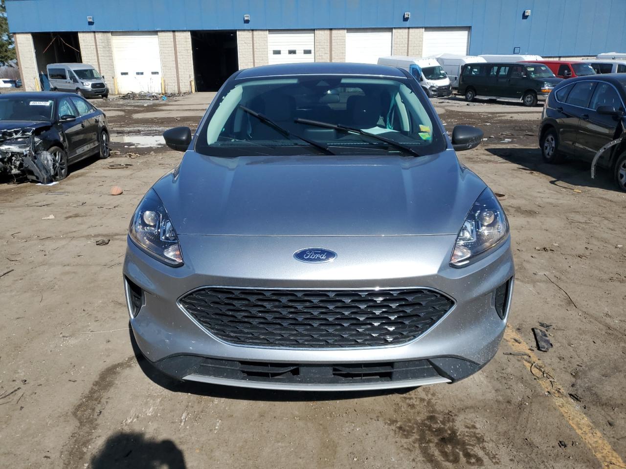 2022 Ford Escape VIN 1FMCU0G62NUB59058 Copart auction photo, side damage thumbnail 5