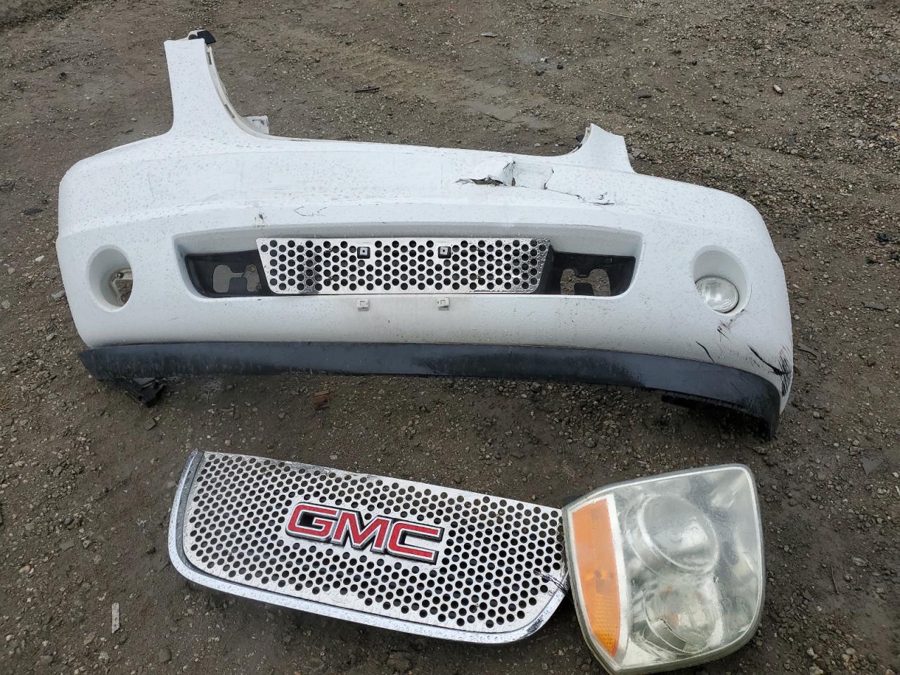 2011 GMC Yukon VIN 1GKS1AE02BR224975 Copart auction photo, front end damage thumbnail 13