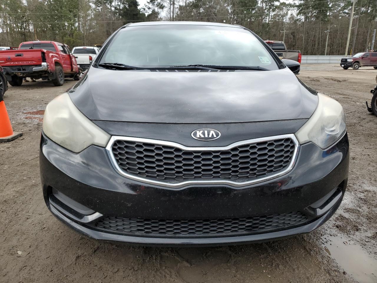 2016 KIA Forte VIN KNAFK4A64G5578238 Copart auction photo, side / rear end damage thumbnail 5