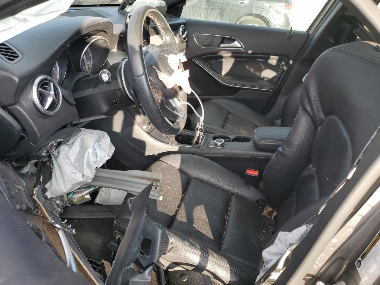 2017 Mercedes-Benz GLA-klasse VIN WDCTG4GB7HJ327289 Copart auction photo, all over damage thumbnail 7