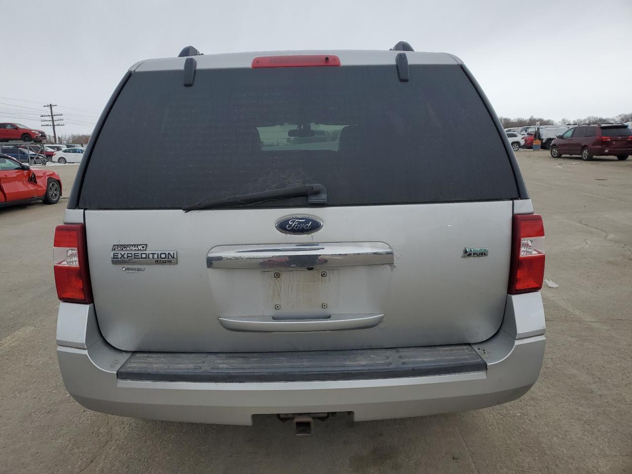 2010 Ford Expedition VIN 1FMJU2A55AEB07561 Copart auction photo, front end / undercarriage damage thumbnail 6