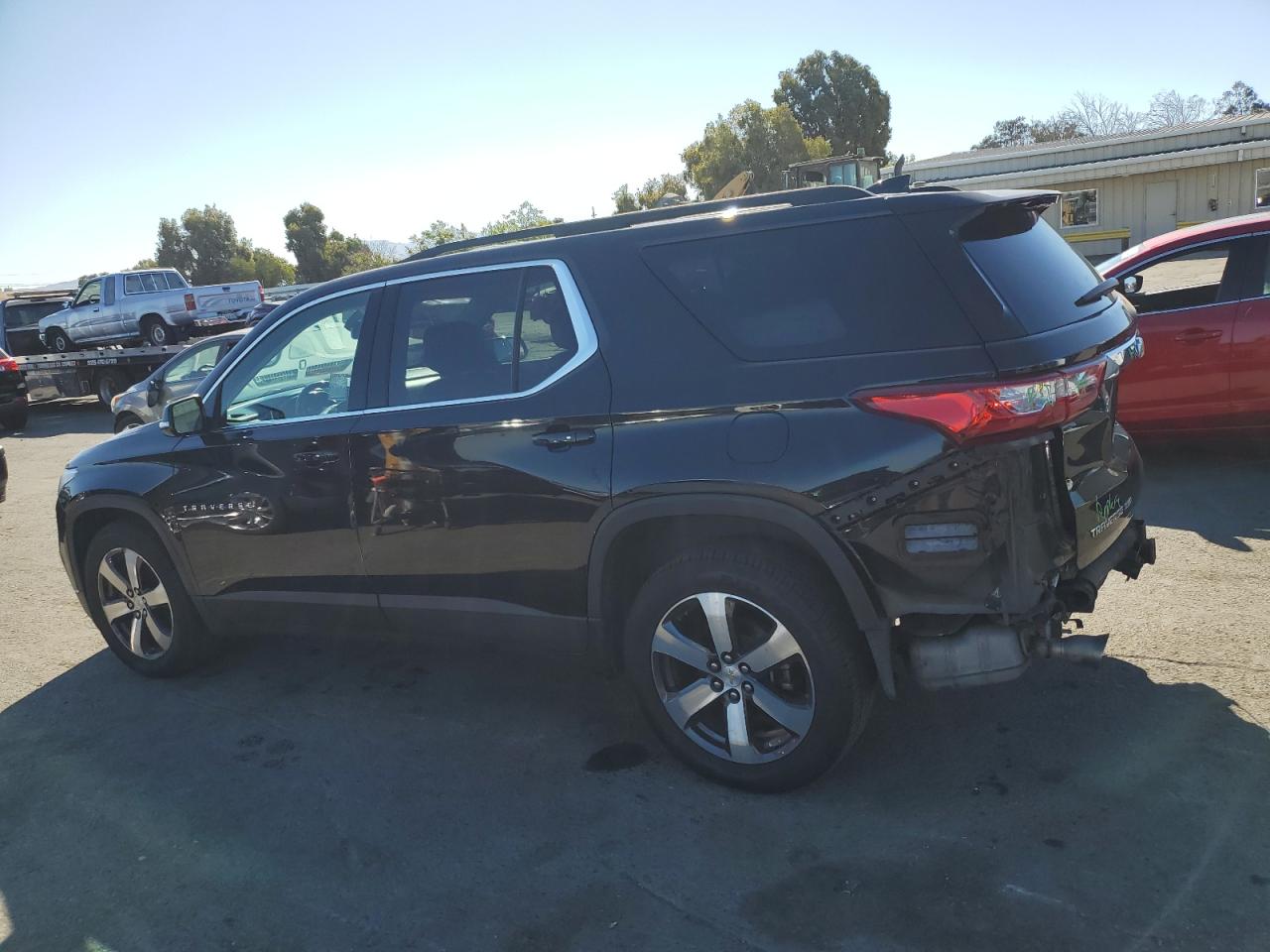 2019 Chevrolet Traverse VIN 1GNEVHKW3KJ121634 Copart auction photo, all over damage thumbnail 2