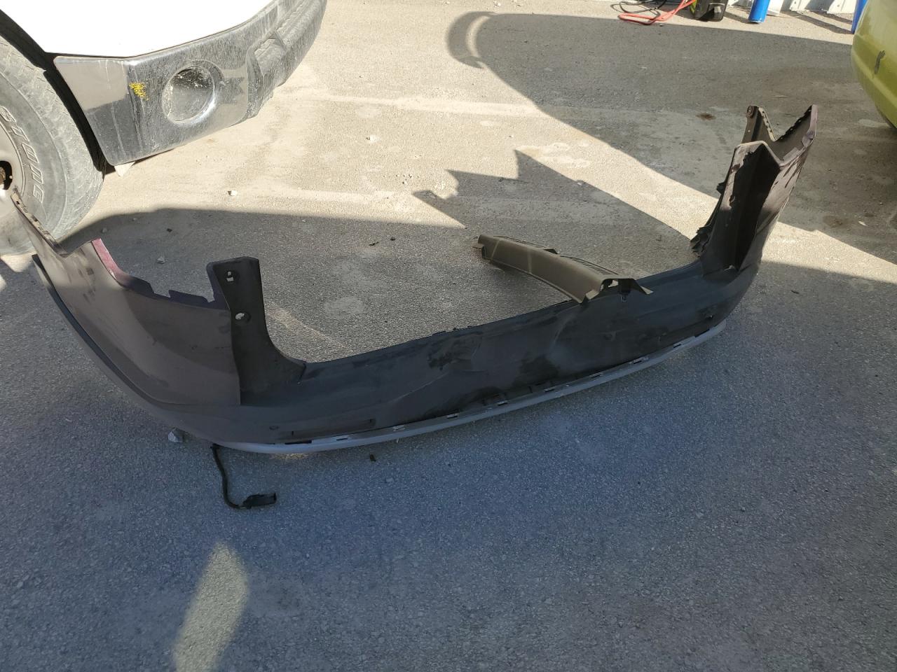 2017 GMC Acadia VIN 1GKKNULS4HZ255857 Copart auction photo, rear end damage thumbnail 13