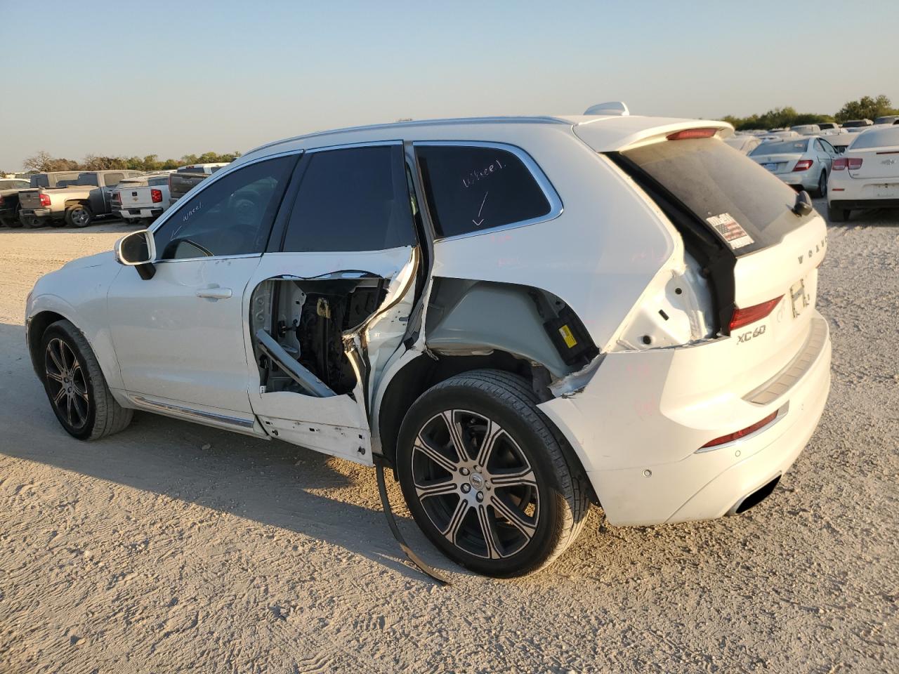 2019 Volvo XC60 VIN YV4A22RL9K1386919 Copart auction photo, all over damage thumbnail 2