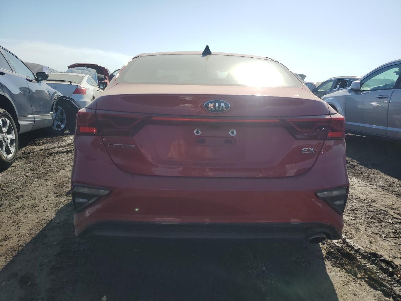 2019 KIA Forte VIN 3KPF54AD0KE021400 Copart auction photo, front end / minor dent/scratches damage thumbnail 6