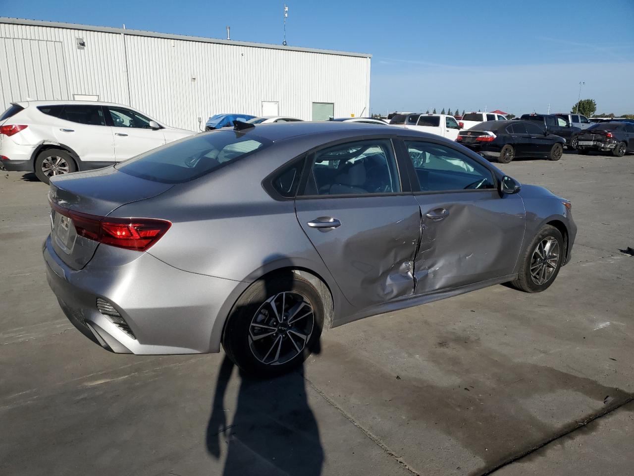 2023 KIA Forte VIN 3KPF24AD1PE652270 Copart auction photo, side damage thumbnail 3