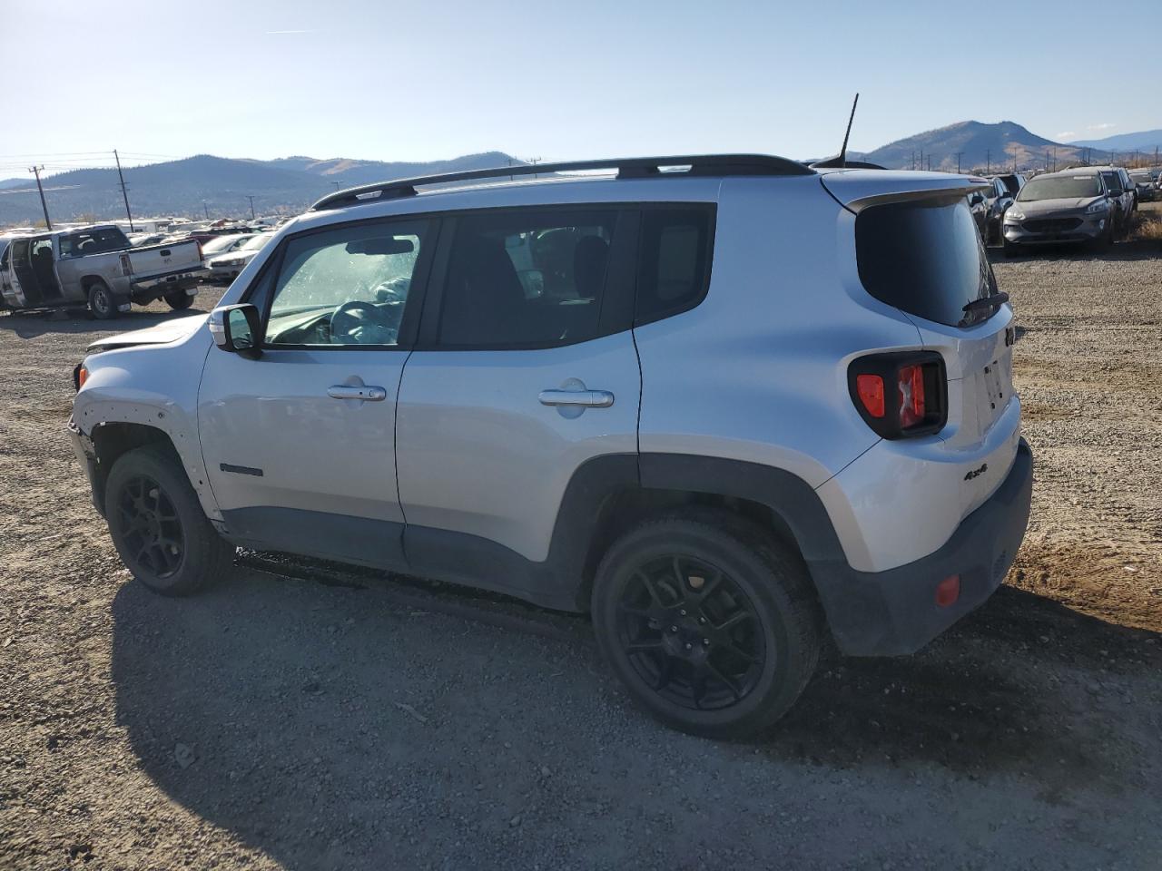 2020 Jeep Renegade VIN ZACNJBBB9LPL25870 Copart auction photo, front end / minor dent/scratches damage thumbnail 2