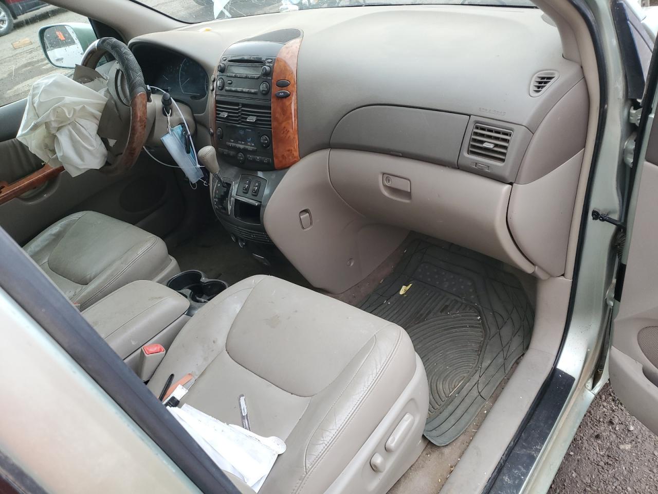 2008 Toyota Sienna VIN 5TDBK22C48S016295 Copart auction photo, front end damage thumbnail 8